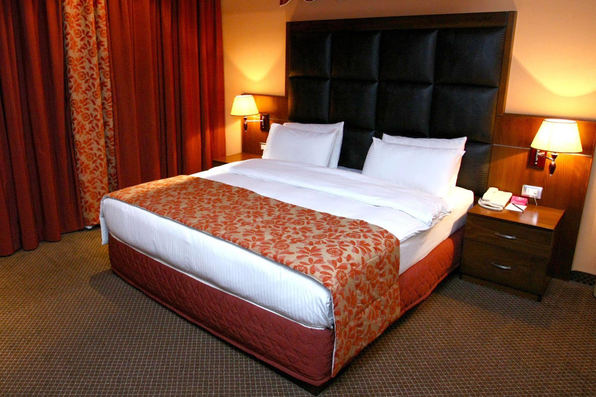 Markazia Suites Бейрут Экстерьер фото