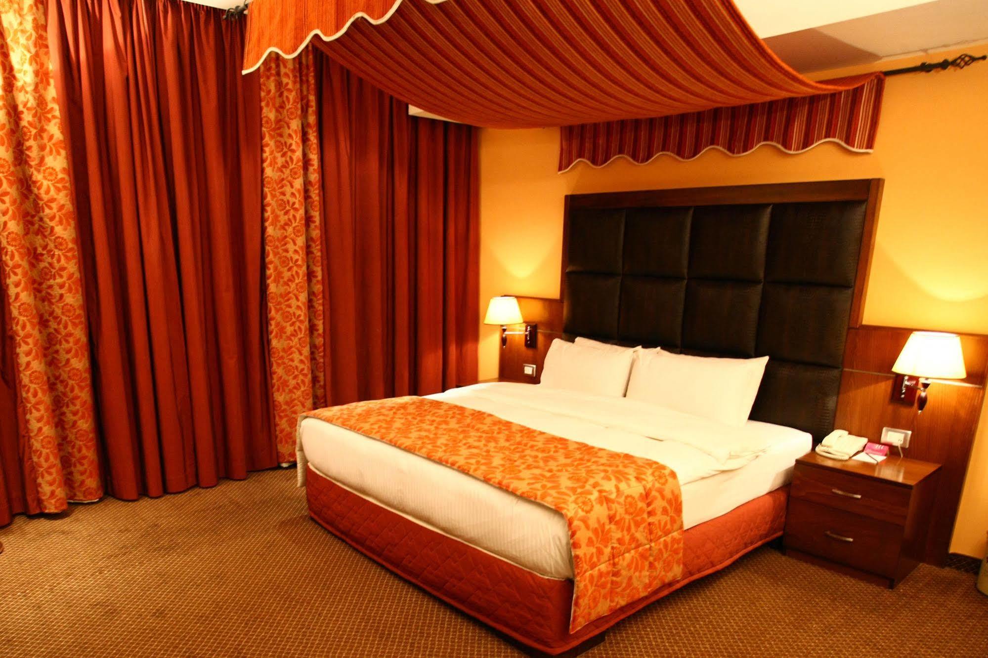 Markazia Suites Бейрут Экстерьер фото